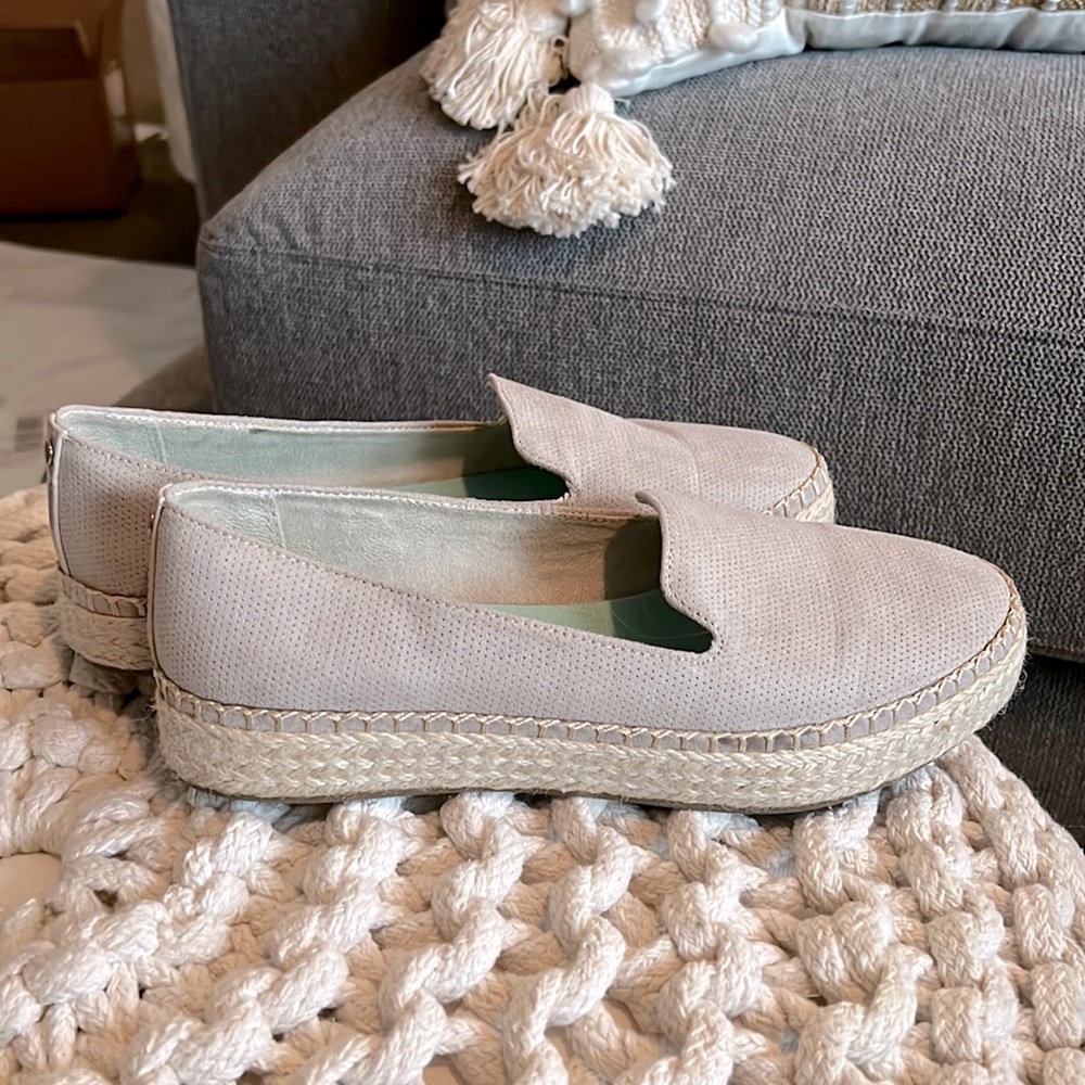 Brand new Dr. Scholls slip on flats